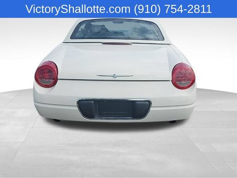 Used 2002 Ford Thunderbird RWD image 19