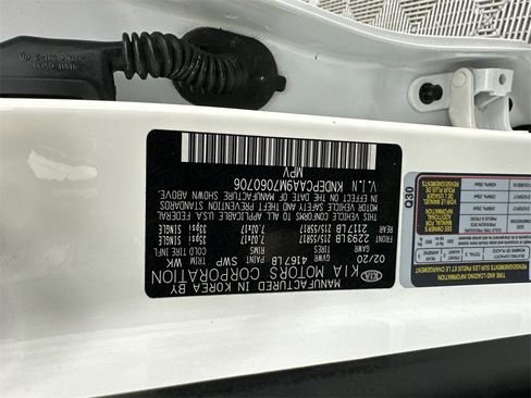 Used 2021 Kia Seltos LX image 31