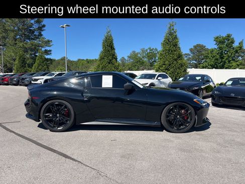 Used 2024 Nissan Z Performance w/ Floor Mat Package RWD image 7