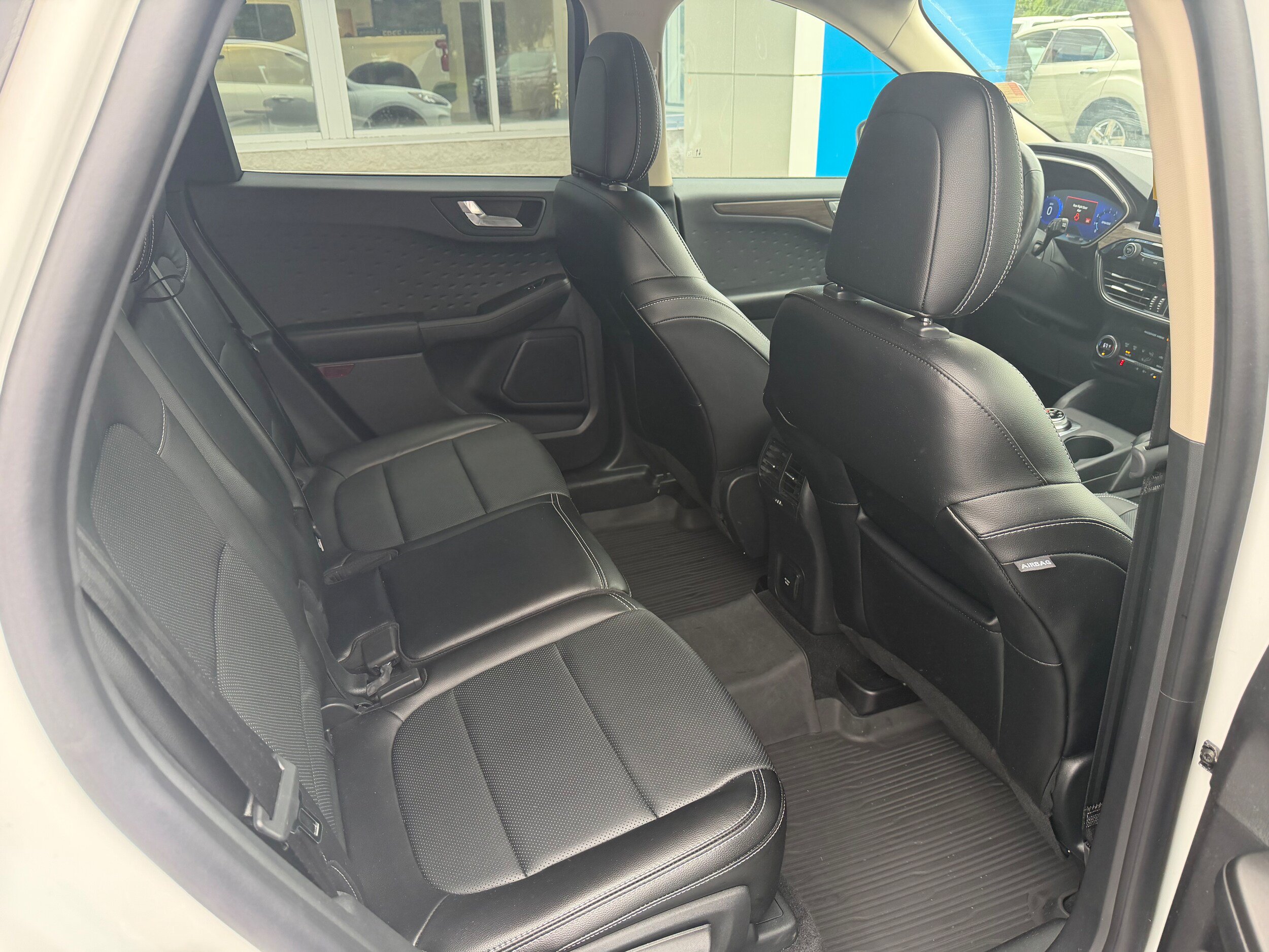 Used 2020 Ford Escape Titanium AWD/4WD image 7