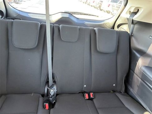 Used 2024 Subaru Ascent Premium w/ Convenience Package image 17