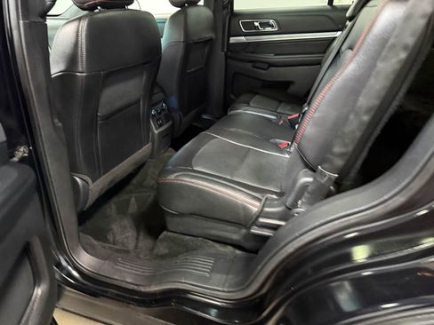 Used 2017 Ford Explorer Sport w/ Equipment Group 401A AWD/4WD image 46