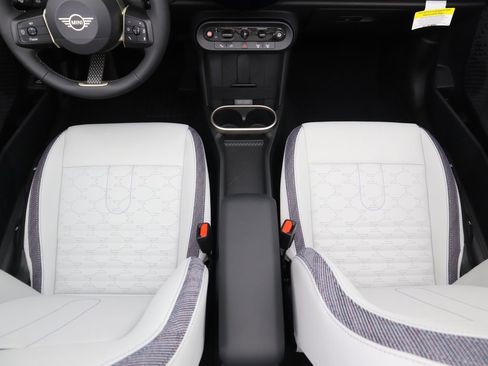 Used 2026 MINI Cooper Convertible image 26