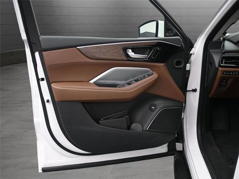 New 2026 Acura MDX SH-AWD w/ Advance Package image 8