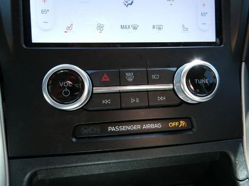 Certified 2021 Ford Edge SEL w/ Convenience Package image 29