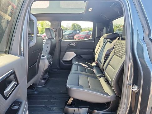 Used 2026 GMC Sierra EV Denali AWD/4WD image 13
