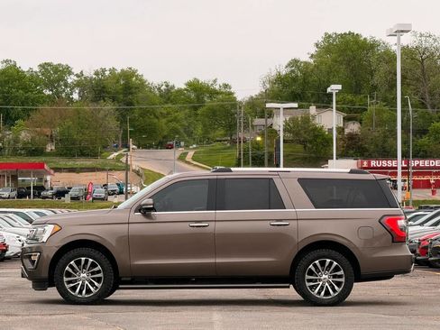 Used 2018 Ford Expedition Max Limited AWD/4WD image 5