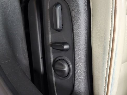 Used 2024 Buick Encore GX Avenir w/ Avenir Technology Package AWD/4WD image 17