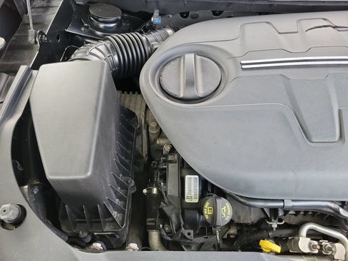 Used 2019 Jeep Cherokee Limited AWD/4WD image 40