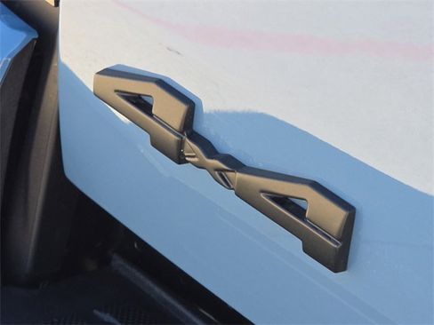 New 2026 Toyota Tacoma SR5 image 10