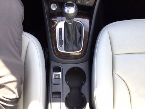 Used 2015 Audi Q3 2.0T Prestige w/ Prestige Package image 33