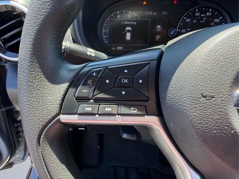 Used 2021 Nissan Kicks SV FWD image 27