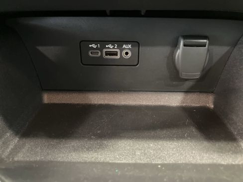 Used 2025 Nissan Altima 2.5 SV image 16