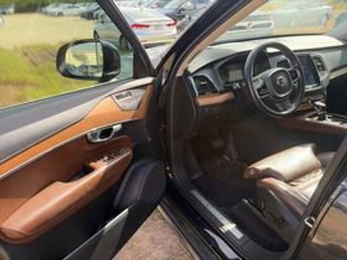 Used 2019 Volvo XC90 T6 Inscription w/ Luxury Package AWD/4WD image 3