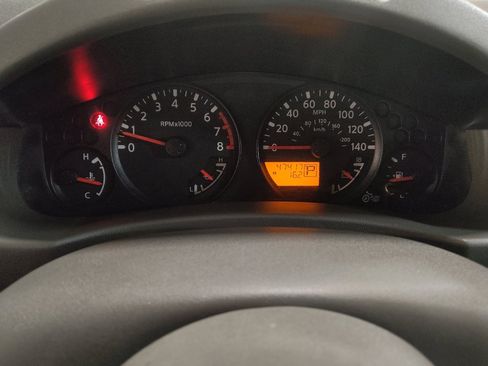 Used 2016 Nissan Frontier SV image 23