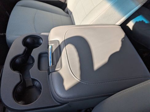 Used 2014 RAM 2500 SLT image 25