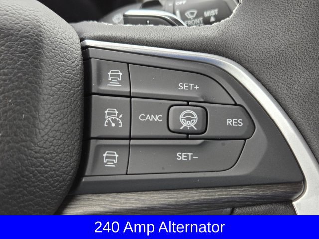 New 2026 Jeep Grand Cherokee Altitude RWD image 19