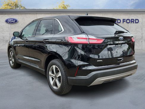 Used 2024 Ford Edge SEL w/ Convenience Package AWD/4WD image 4