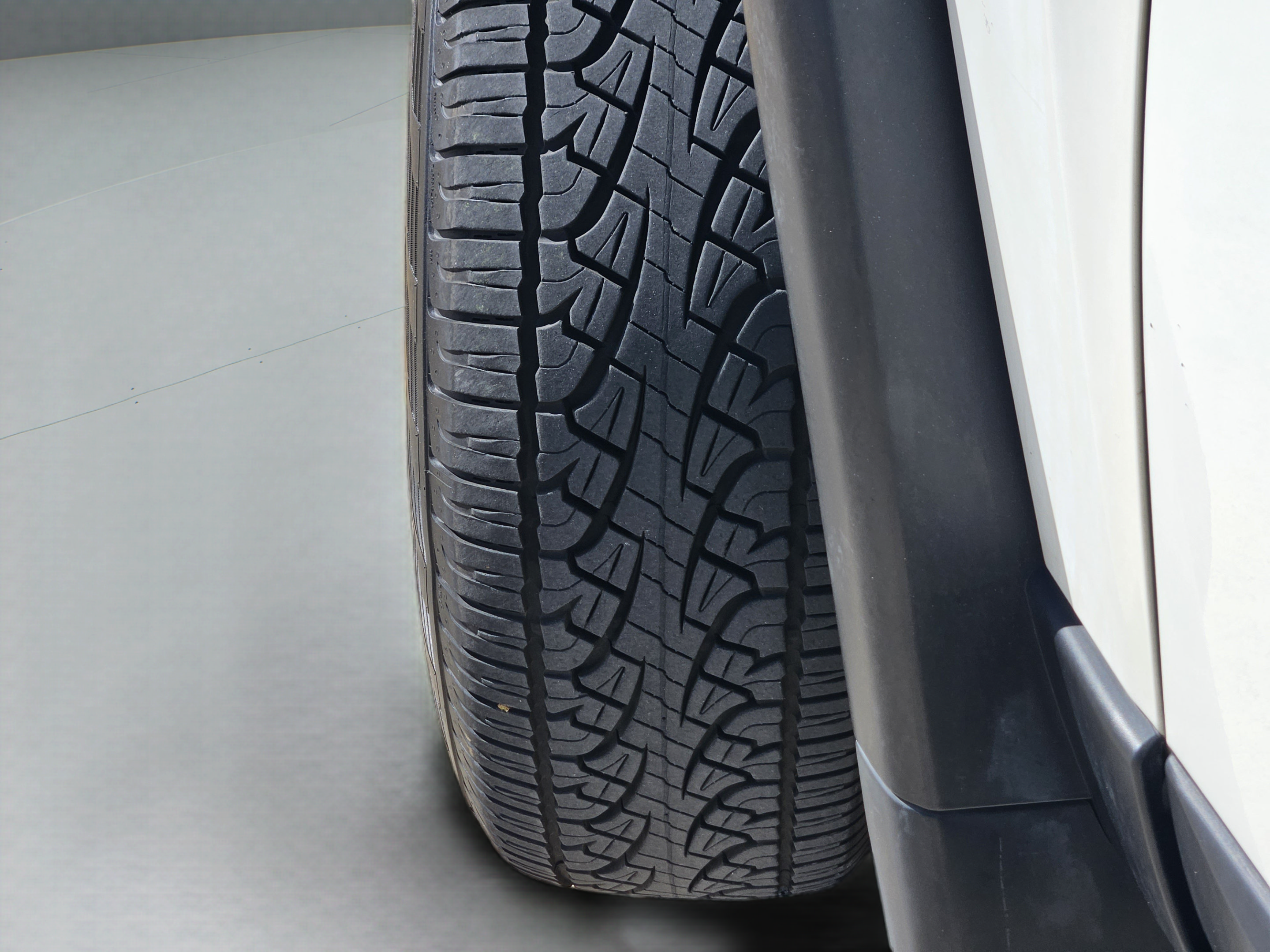 Used 2012 Toyota FJ Cruiser 4WD image 29