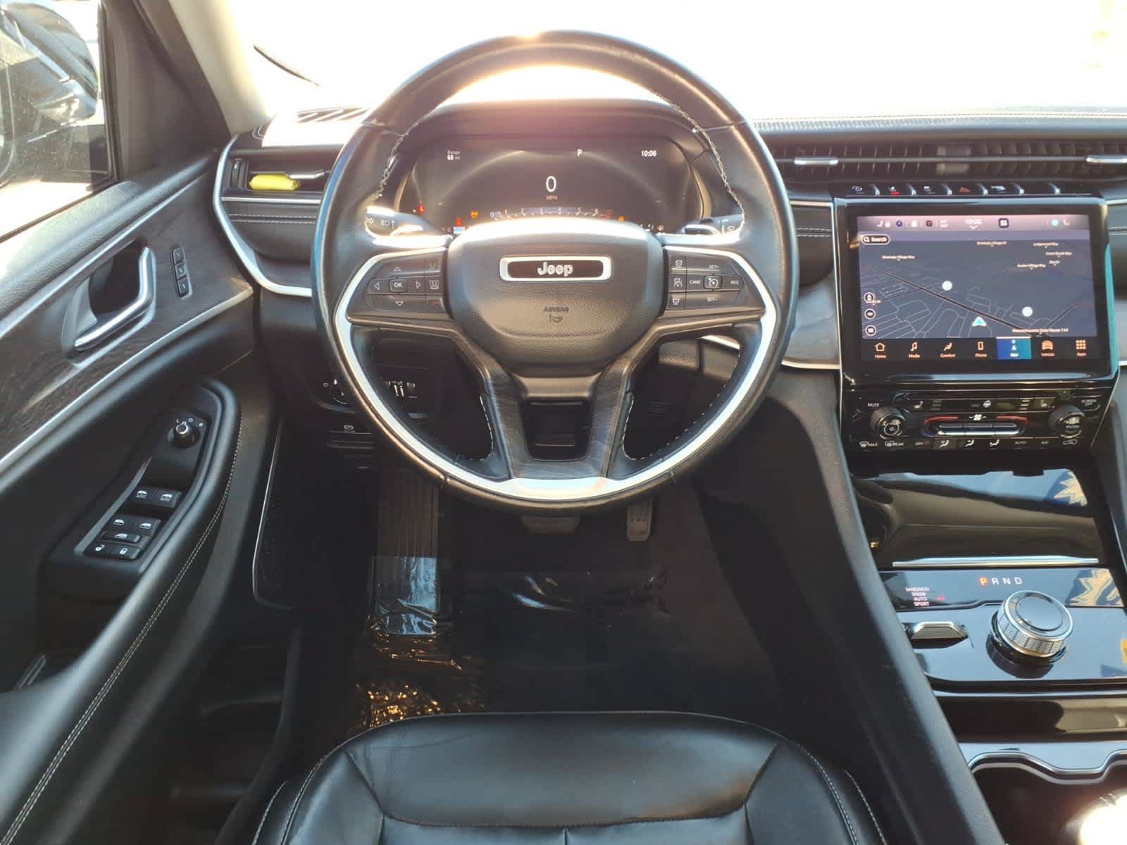 Used 2022 Jeep Grand Cherokee Limited AWD/4WD image 13