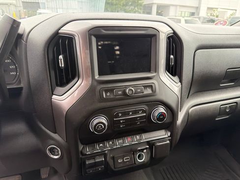 Used 2023 Chevrolet Silverado 1500 Custom AWD/4WD image 14