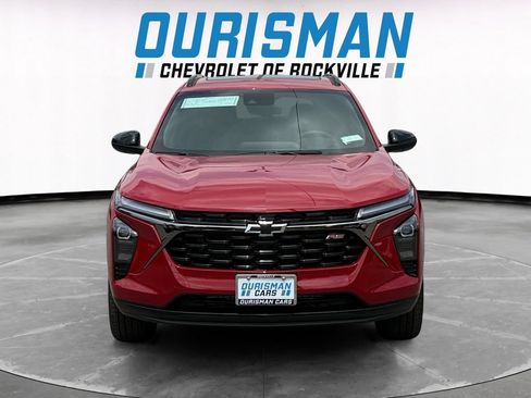 New 2026 Chevrolet Trax RS w/ Sunroof Package FWD image 8