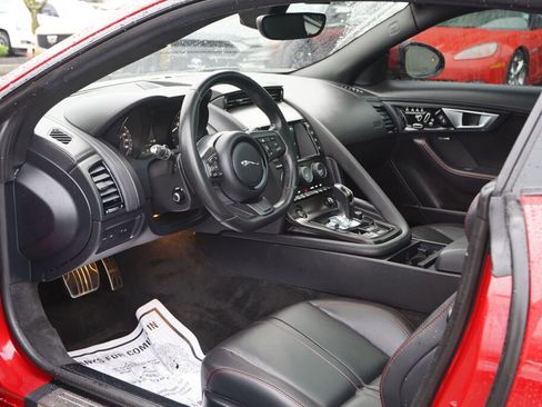 Used 2017 Jaguar F-TYPE S image 11