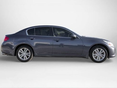 Used 2012 INFINITI G37 x w/ Premium Pkg image 5