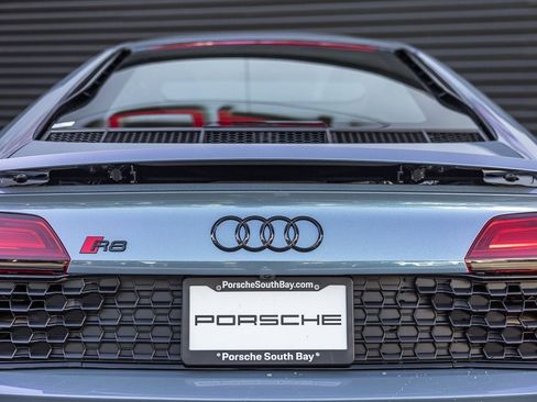 Used 2023 Audi R8 V10 performance image 11