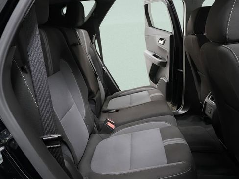 Used 2025 Chevrolet Blazer LT image 26