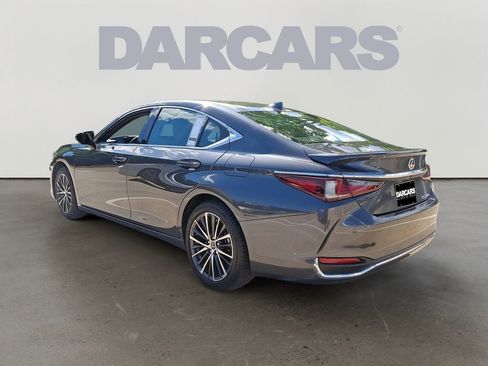 Used 2025 Lexus ES 300h w/ Premium Package FWD image 4