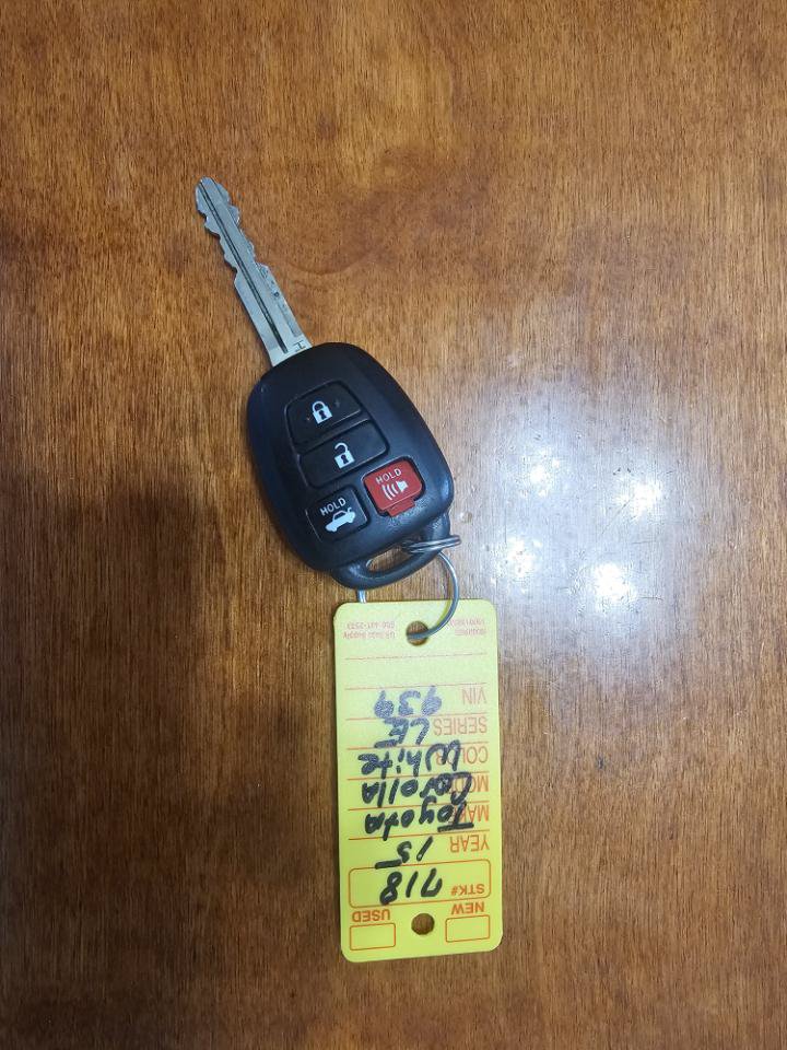 Used 2015 Toyota Corolla LE FWD image 44