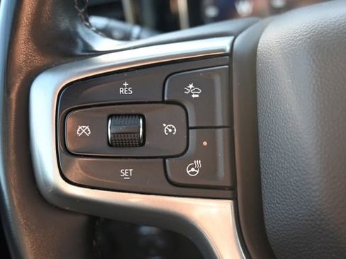 Used 2023 Chevrolet Silverado 1500 LT image 36