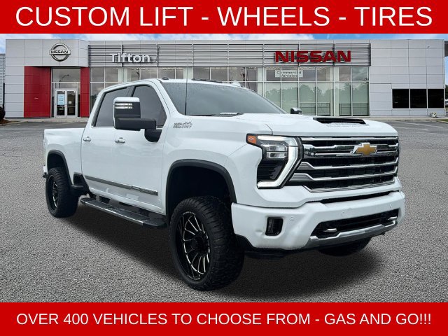 Used 2024 Chevrolet Silverado 2500 High Country w/ High Country Premium Package AWD/4WD image 1