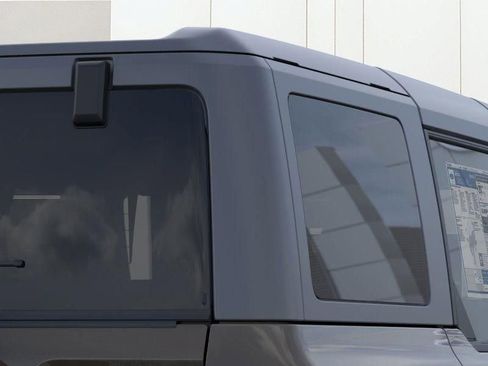 New 2025 Ford Bronco 4-Door image 25