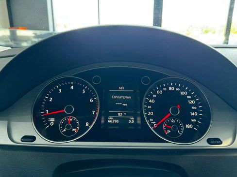 Used 2013 Volkswagen CC Sport Plus FWD image 26
