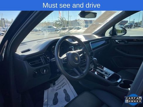 Used 2023 Porsche Macan image 13