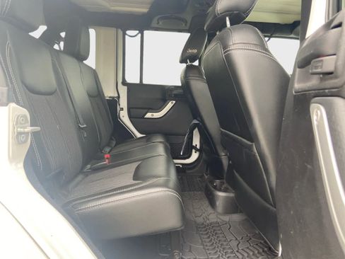 Used 2014 Jeep Wrangler Unlimited Sport AWD/4WD image 14