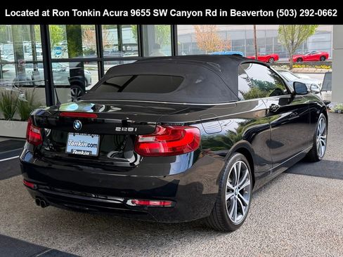 Used 2016 BMW 228i Convertible RWD image 7