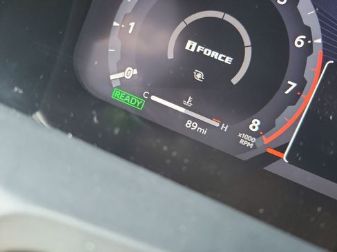 Used 2025 Toyota Tacoma Trailhunter AWD/4WD image 22