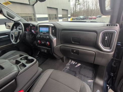 Used 2021 Chevrolet Silverado 1500 LT image 28