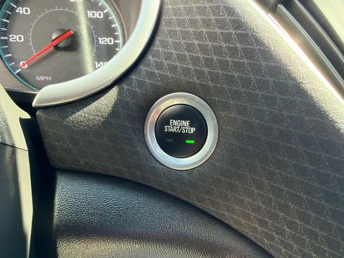 Used 2025 Chevrolet Malibu LS FWD image 28