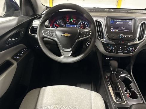 Used 2023 Chevrolet Equinox LT FWD image 11