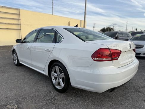 Used 2015 Volkswagen Passat 1.8T Limited Edition image 5