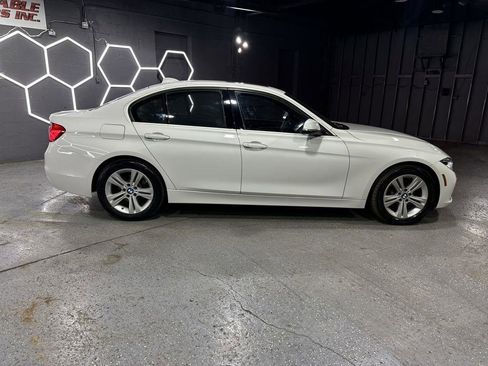 Used 2017 BMW 330i Sedan RWD image 6