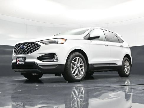 Certified 2024 Ford Edge SEL w/ Convenience Package AWD/4WD image 47