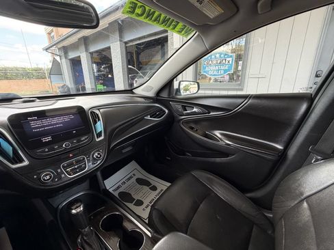 Used 2020 Chevrolet Malibu Premier FWD image 13