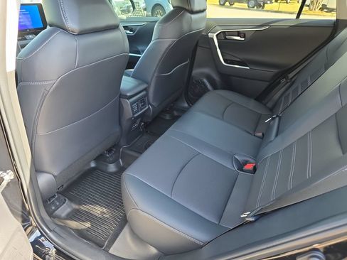 Used 2025 Toyota RAV4 Limited w/ Advanced Technology Package FWD image 34