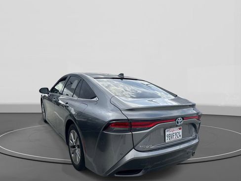 Used 2022 Toyota Mirai w/ Advanced Technology Package RWD image 7