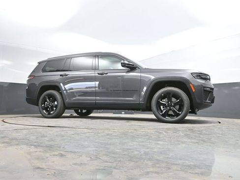 New 2026 Jeep Grand Cherokee L Limited AWD/4WD image 46